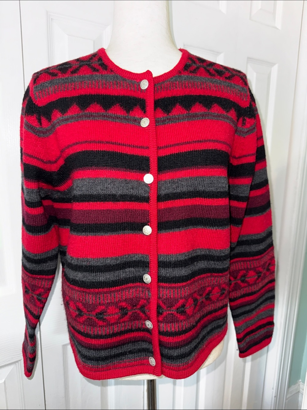 Vintage Karen Scott 100% wool red, black, and gray button-front cardigan Sz Mp
